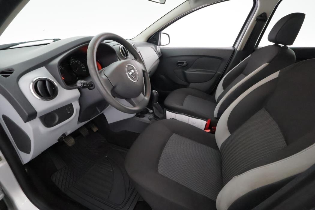 DACIA Sandero 2013