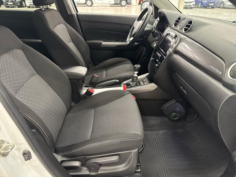 SUZUKI Vitara 2020