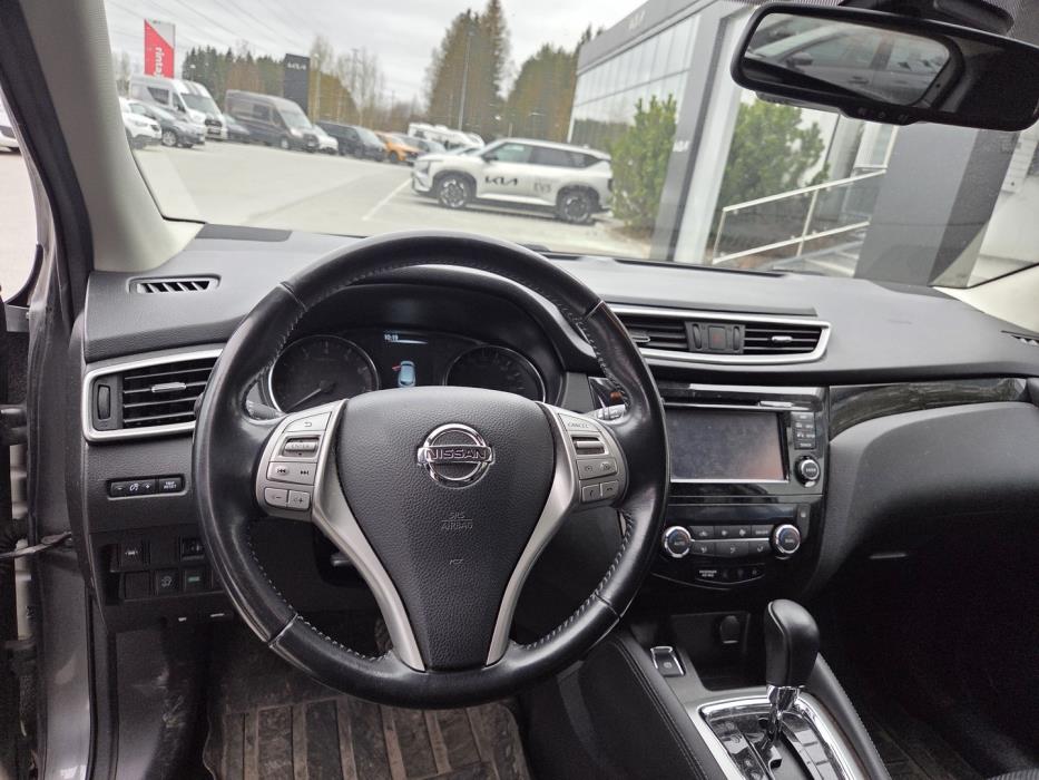 NISSAN Qashqai 2017