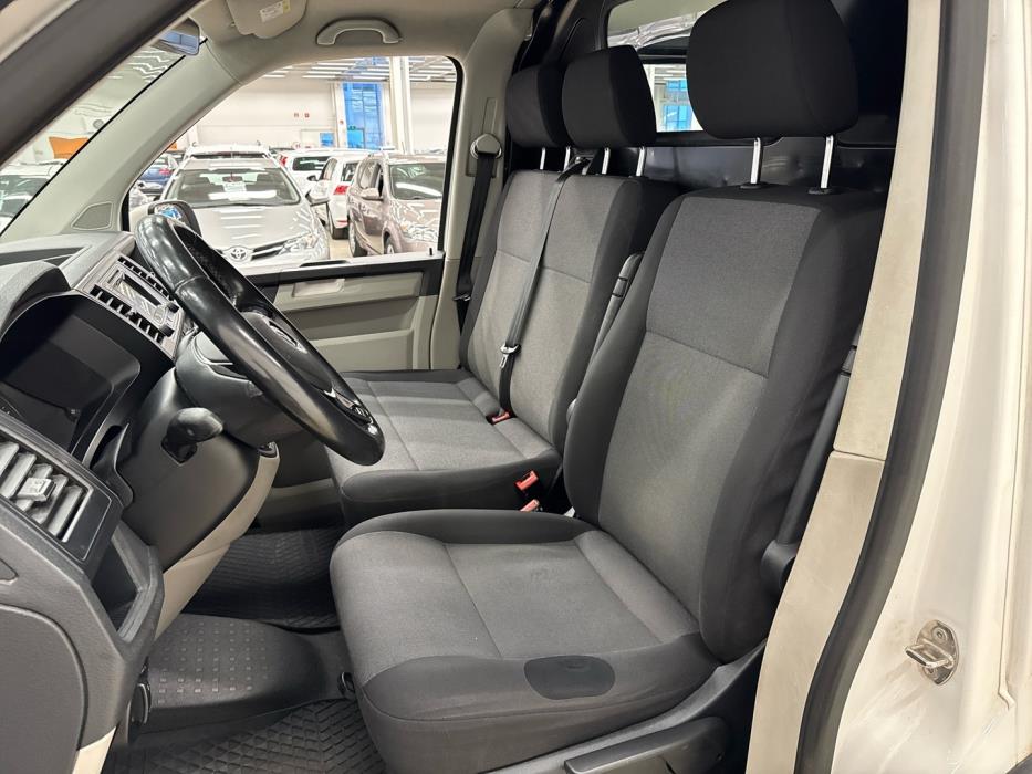 VOLKSWAGEN Transporter 2017