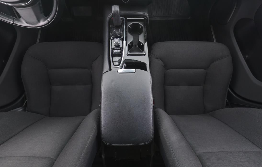 VOLVO V60 2020