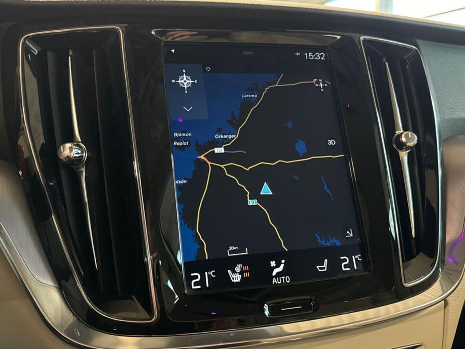 VOLVO V60 2020