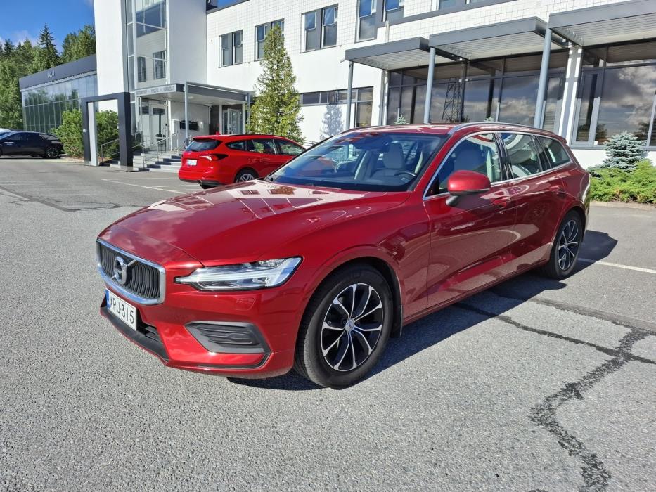 VOLVO V60 2020