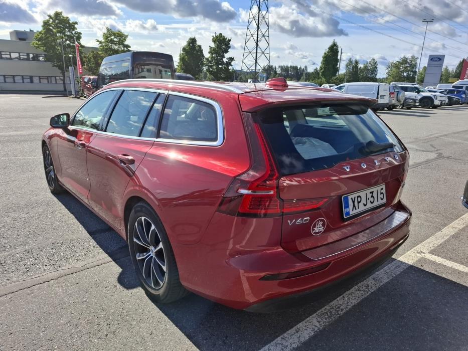 VOLVO V60 2020