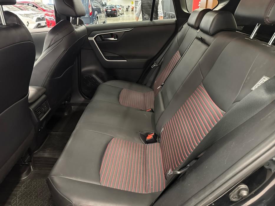 TOYOTA RAV4 Plug-in 2021