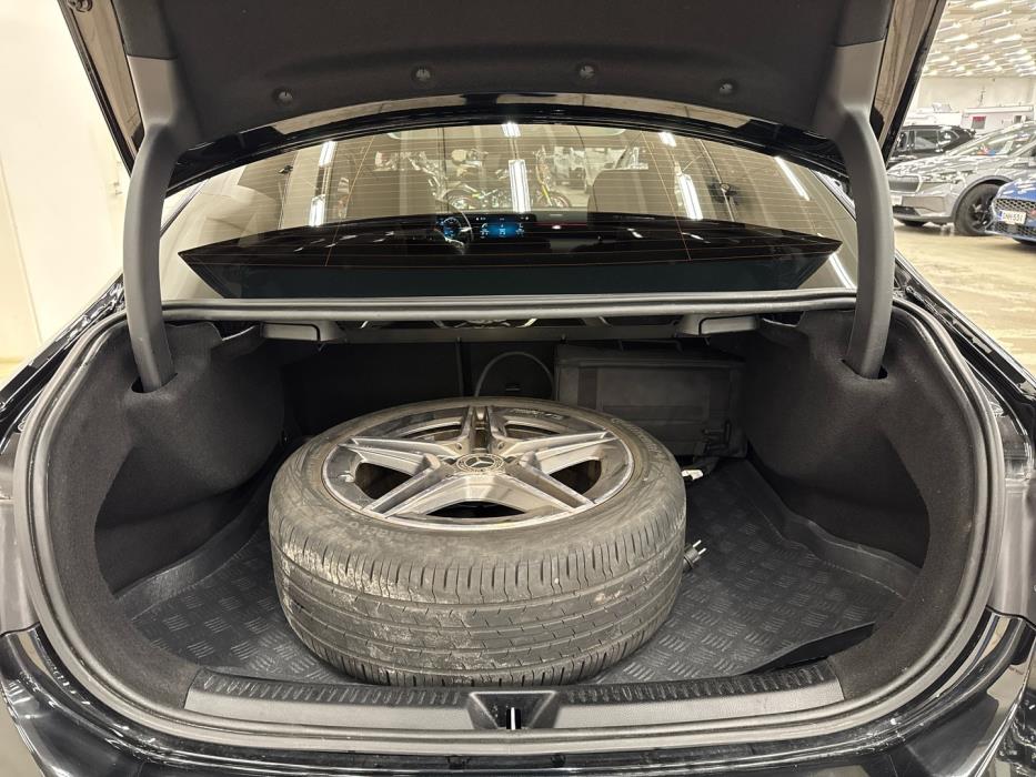 MERCEDES-BENZ A 2022