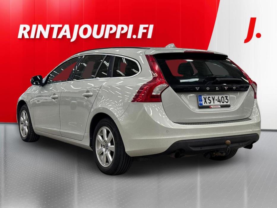 VOLVO V60 2011