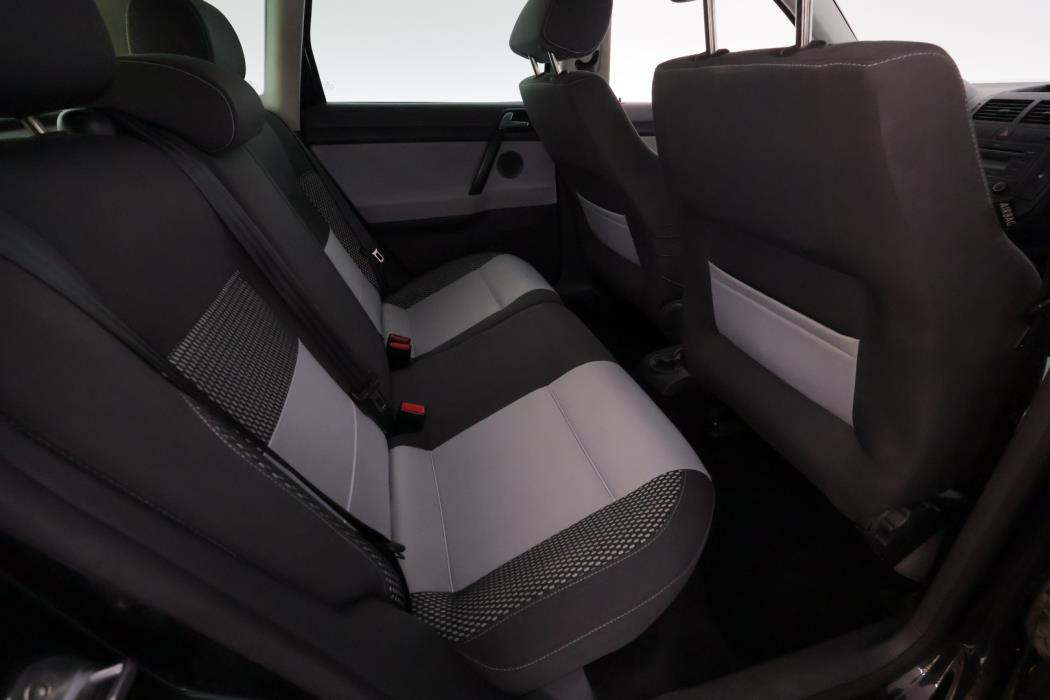 VOLKSWAGEN Polo 2008