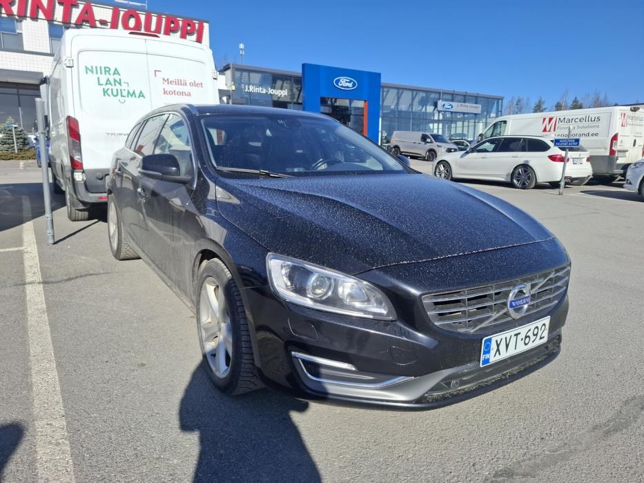 VOLVO V60 2014