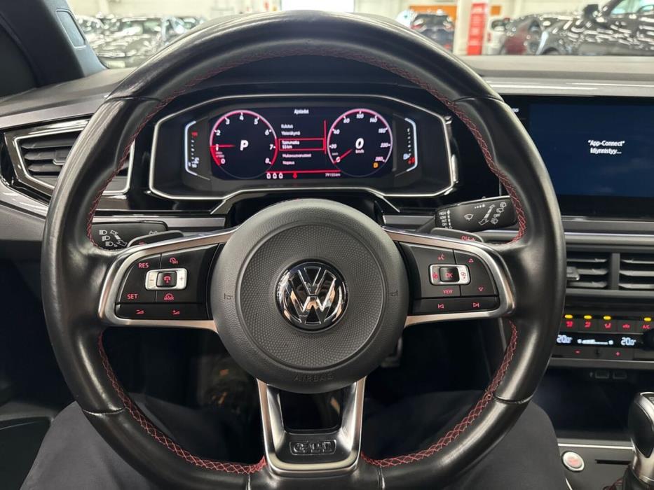 VOLKSWAGEN Polo 2019