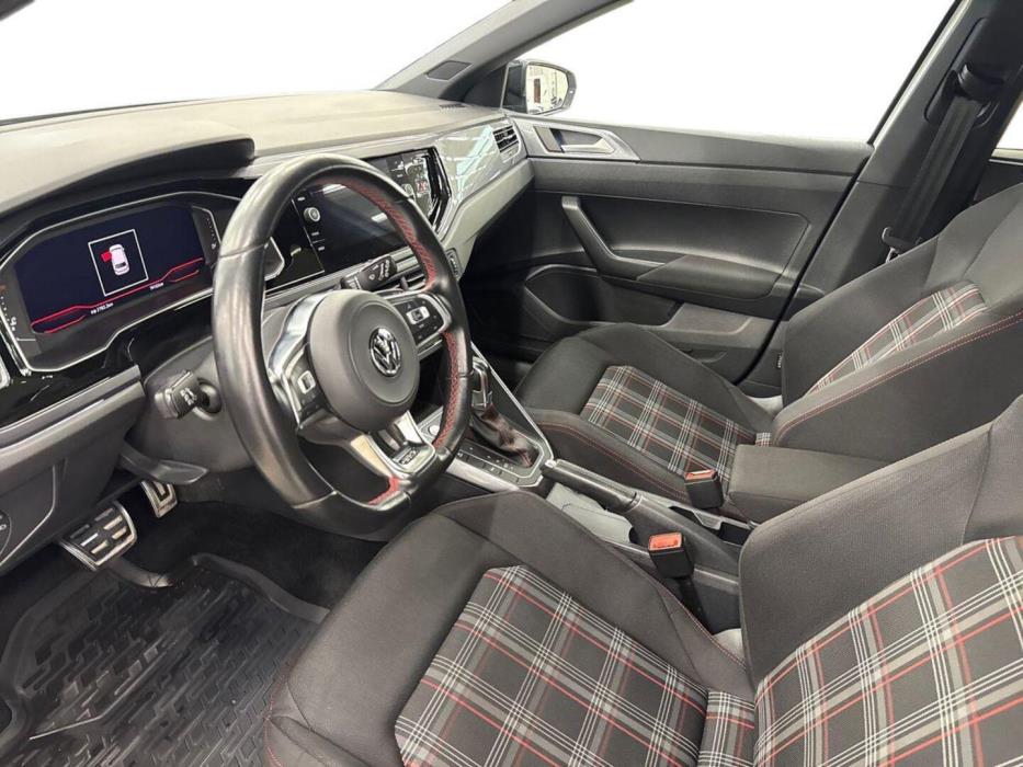 VOLKSWAGEN Polo 2019