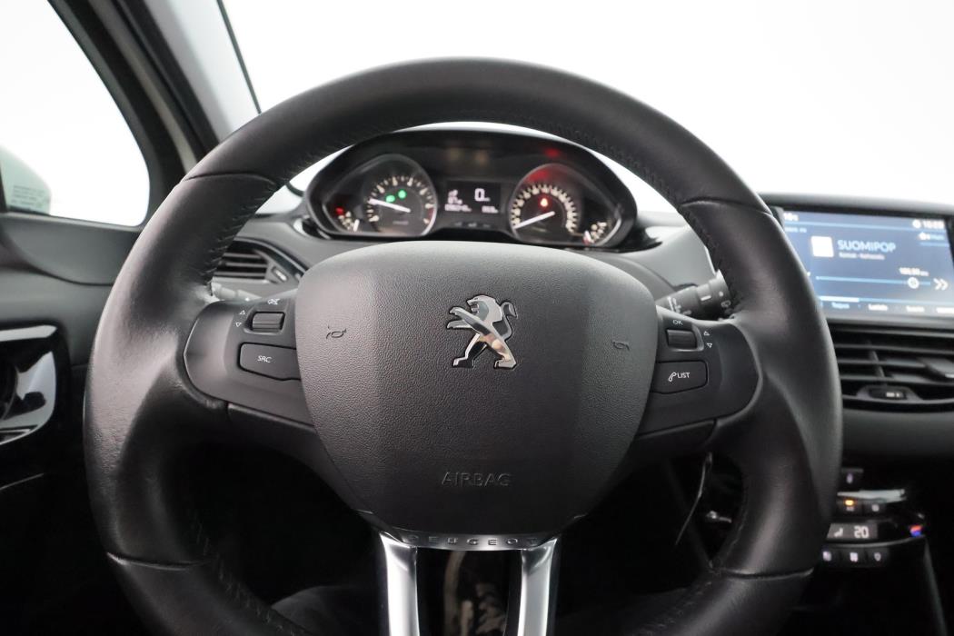 PEUGEOT 208 2019
