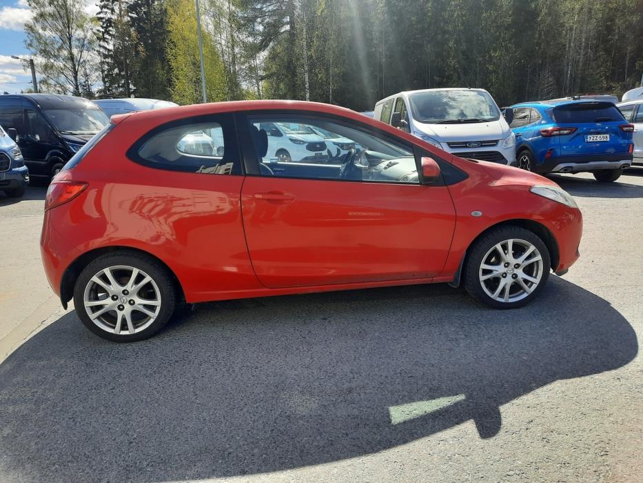 MAZDA Mazda2 2009