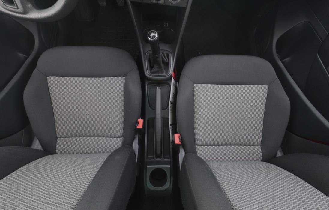 VOLKSWAGEN Polo 2011