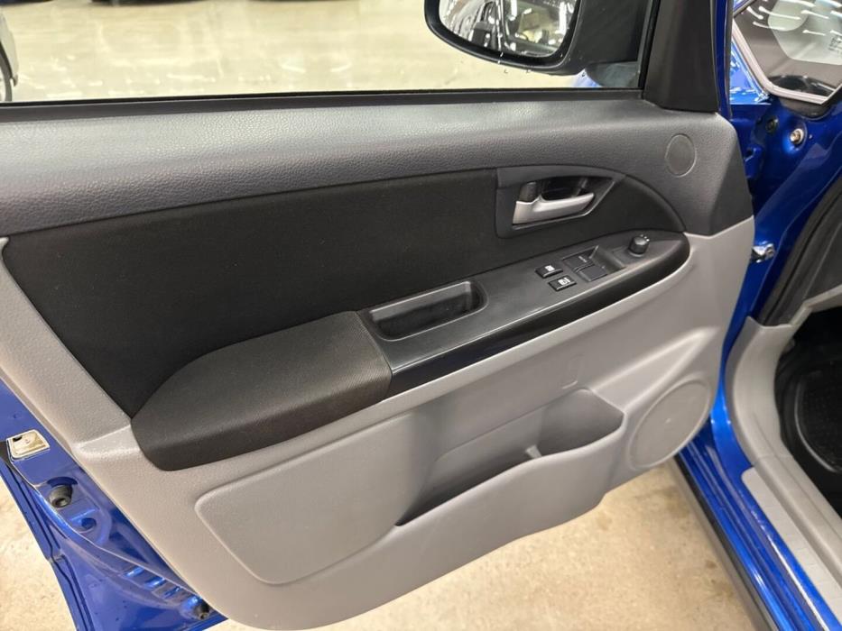 SUZUKI SX4 2011