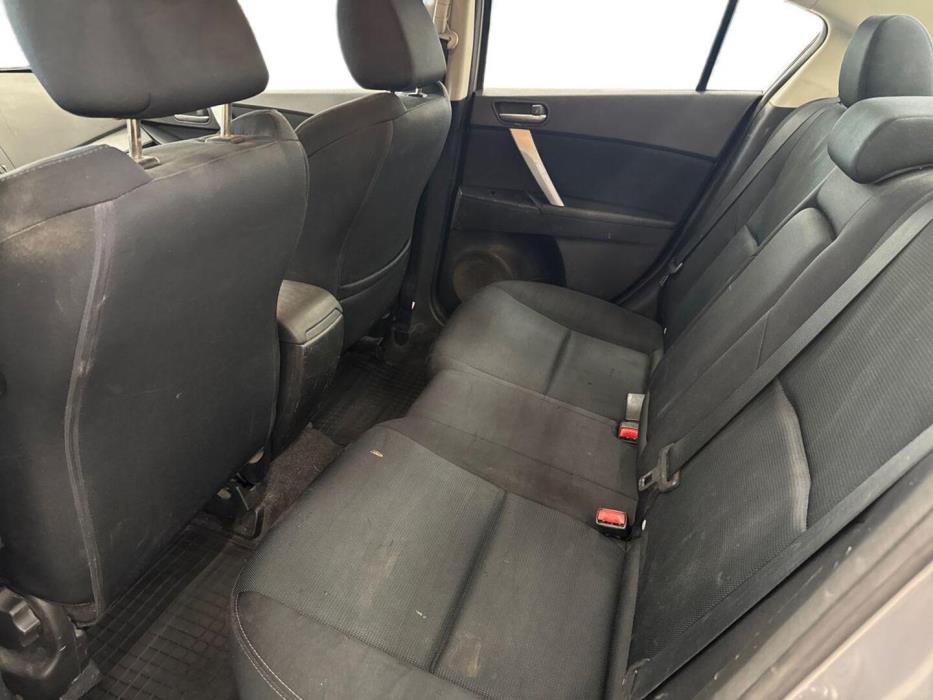 MAZDA Mazda3 2011