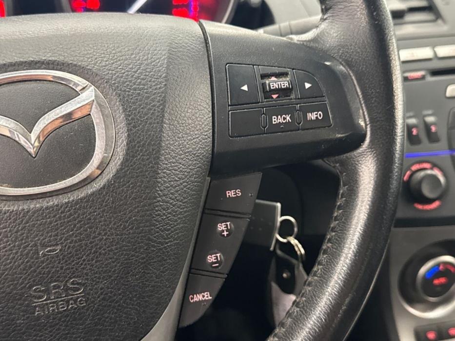 MAZDA Mazda3 2011