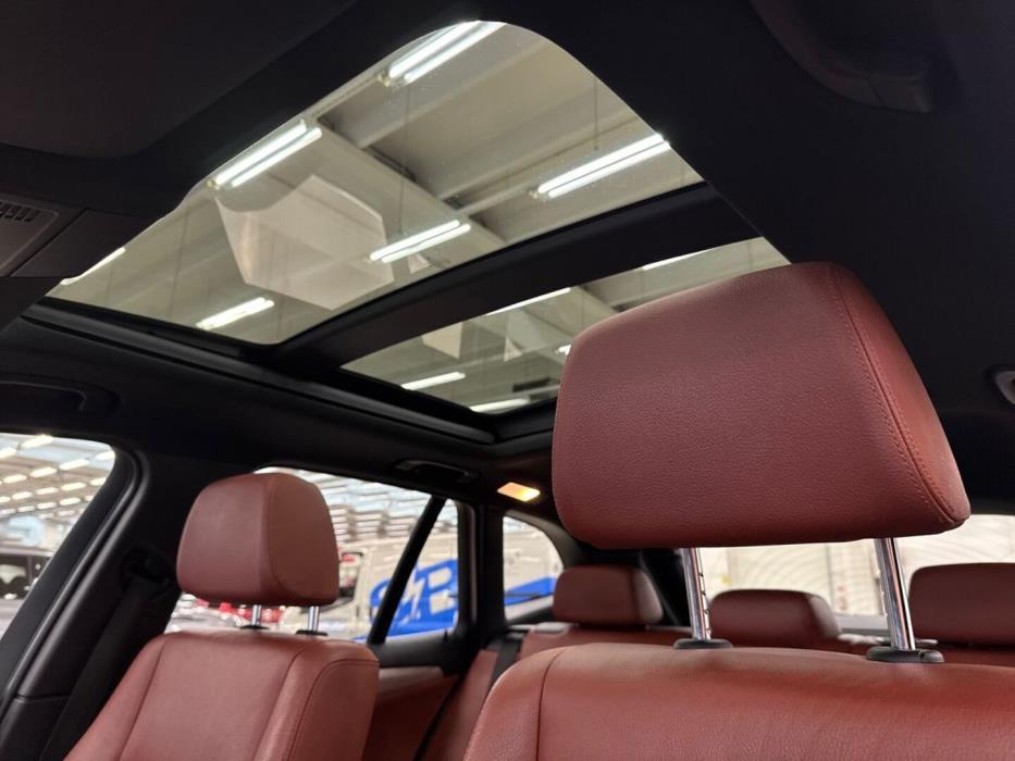 BMW X1 2011