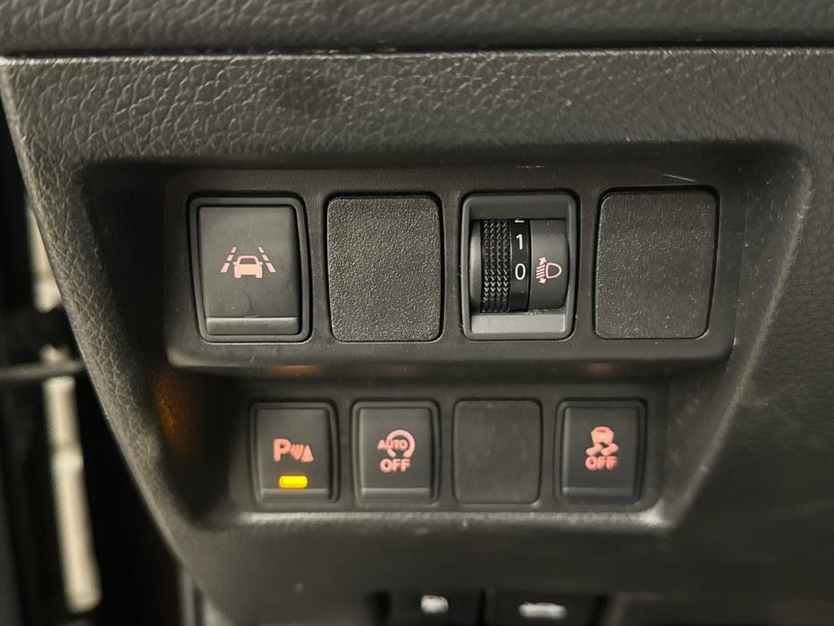 NISSAN Qashqai 2016