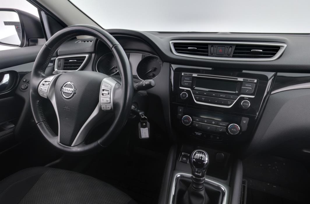 NISSAN Qashqai 2017