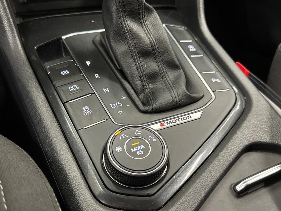 VOLKSWAGEN Tiguan 2017