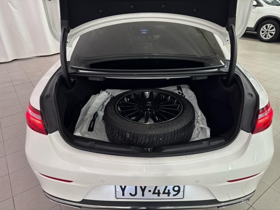 MERCEDES-BENZ E 2018