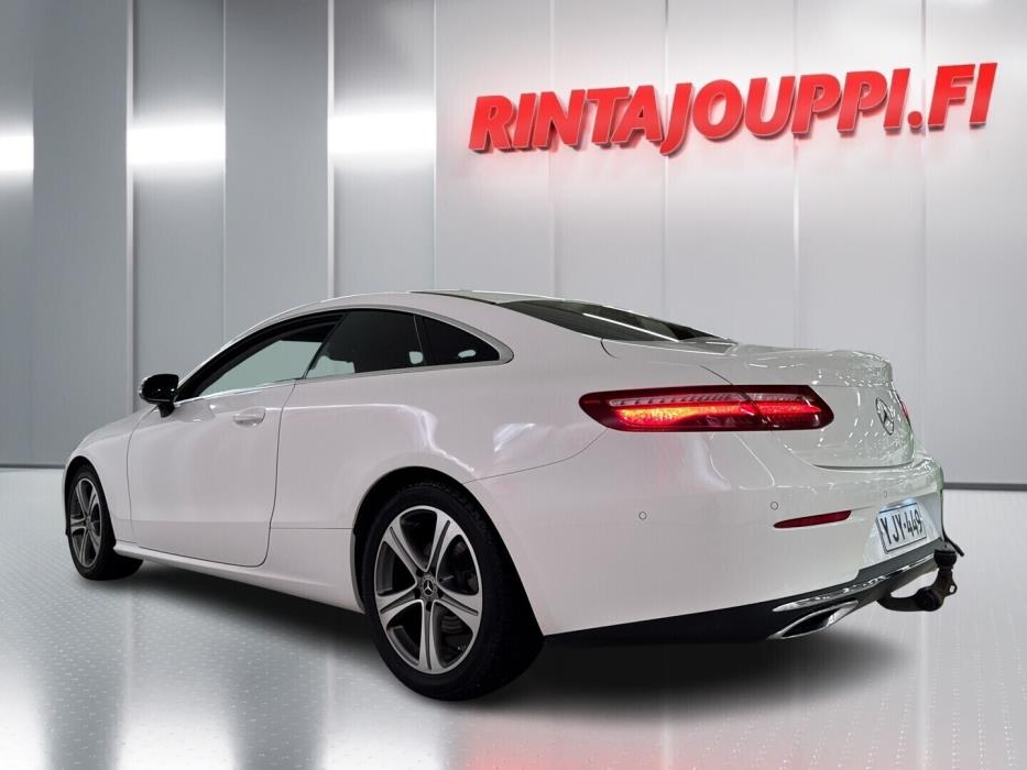 MERCEDES-BENZ E 2018