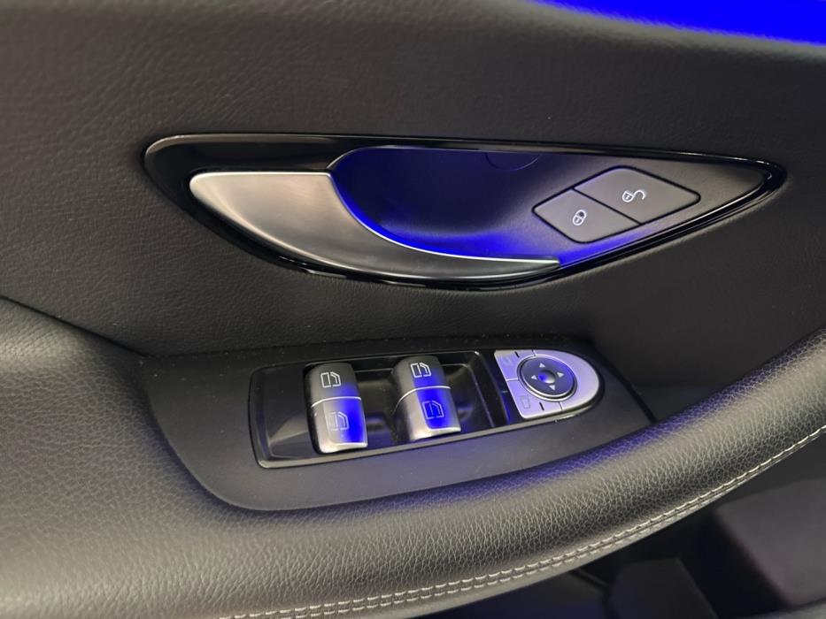 MERCEDES-BENZ E 2018