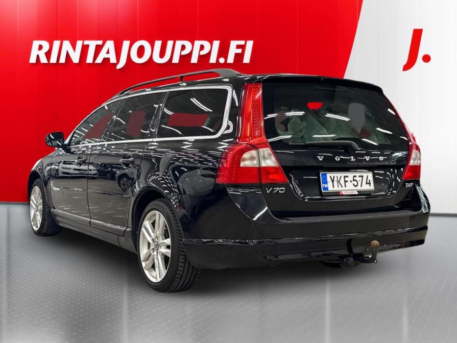 VOLVO V70 2011