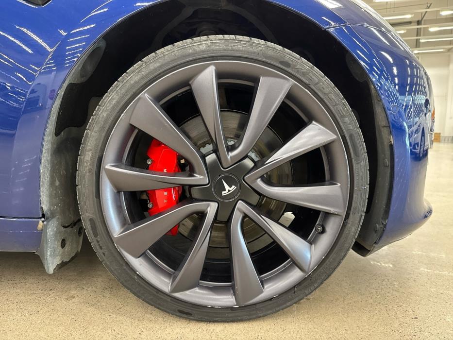 TESLA Model 3 2020