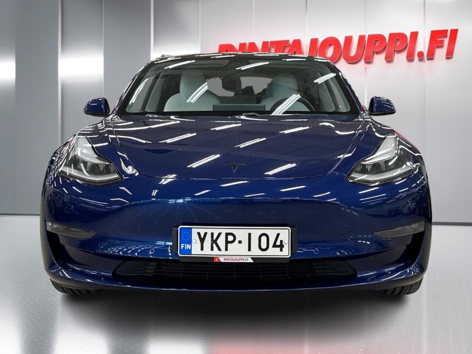 TESLA Model 3 2020