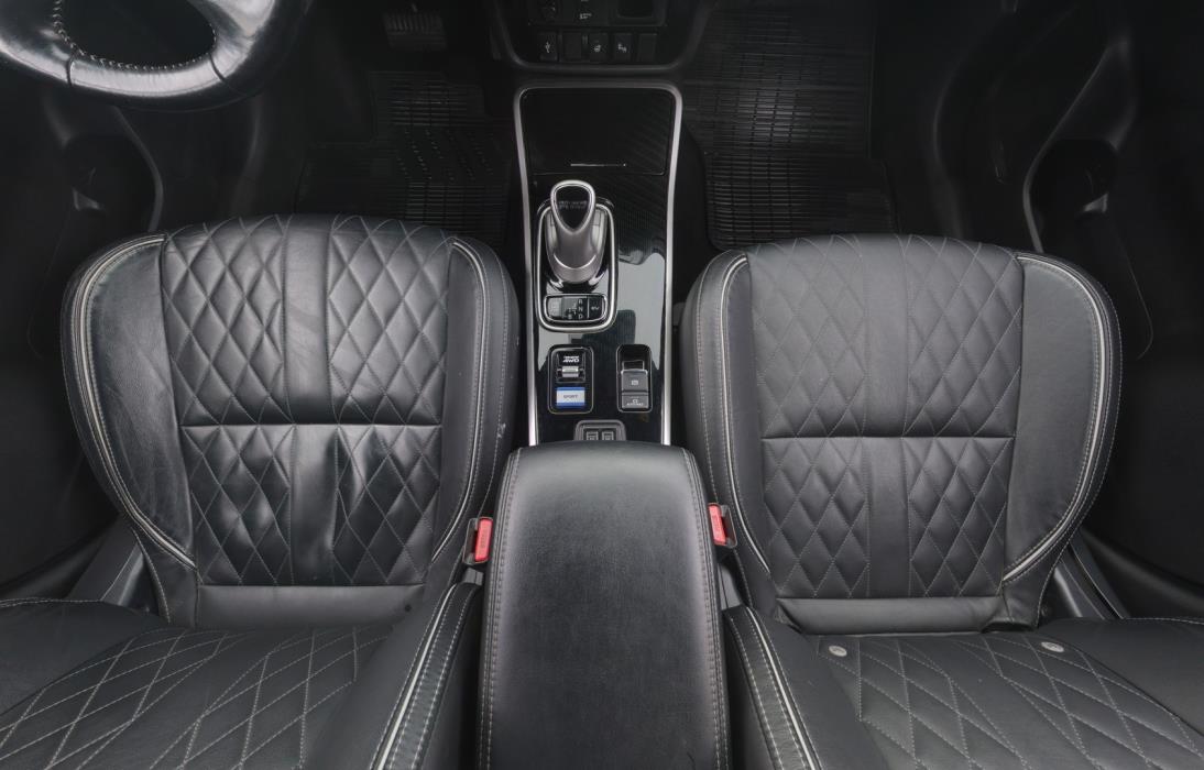 MITSUBISHI Outlander PHEV 2019