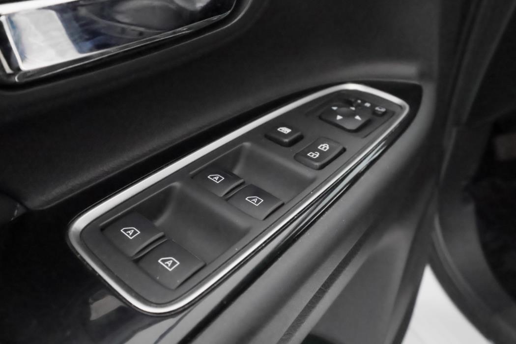 MITSUBISHI Outlander PHEV 2019