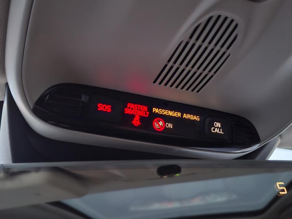 VOLVO V40 Cross Country 2017