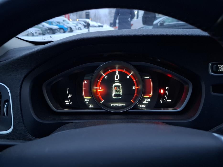 VOLVO V40 Cross Country 2017