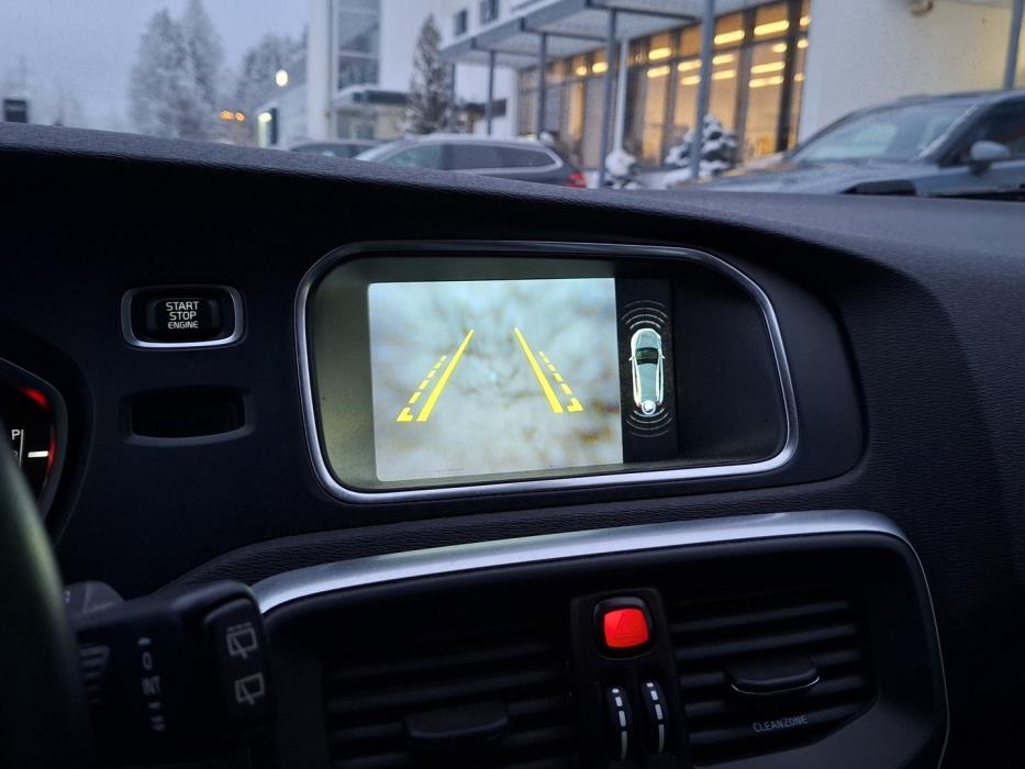 VOLVO V40 Cross Country 2017