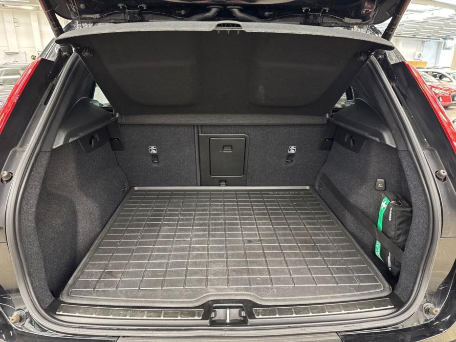 VOLVO XC40 2021
