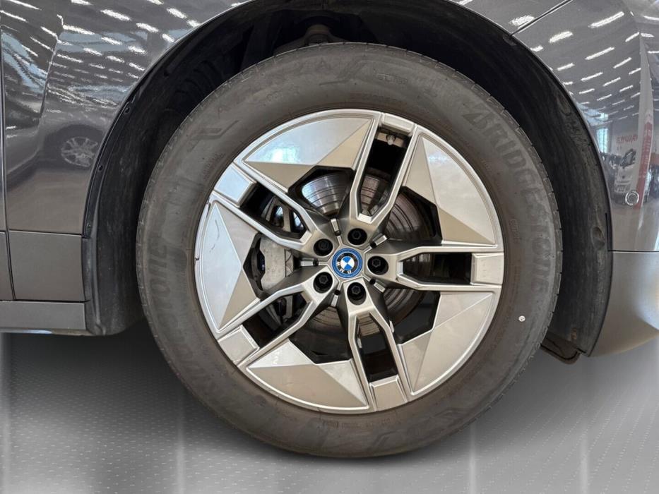 BMW iX 2022