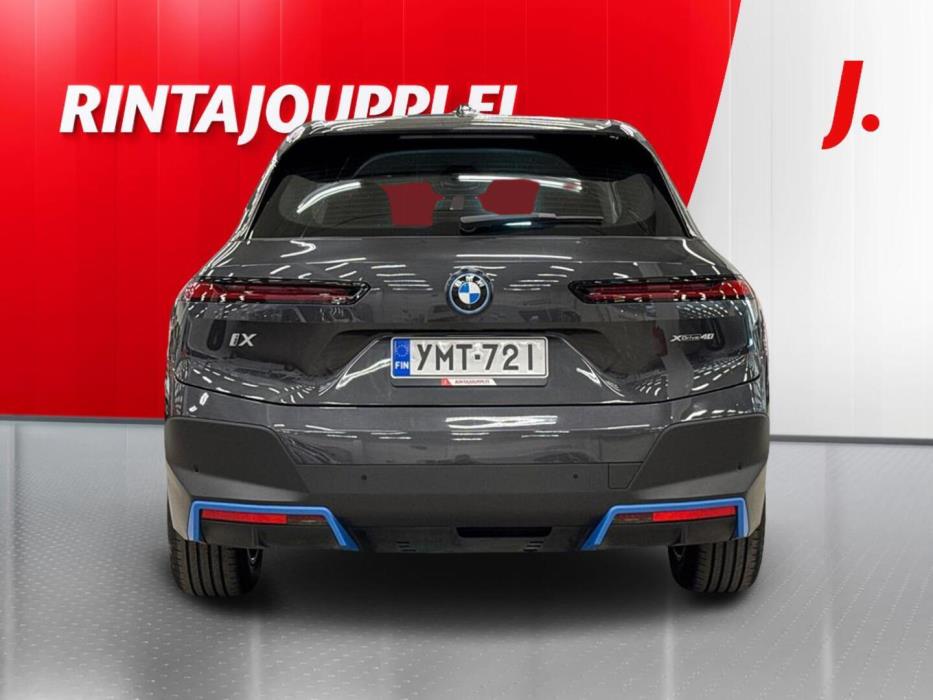 BMW iX 2022