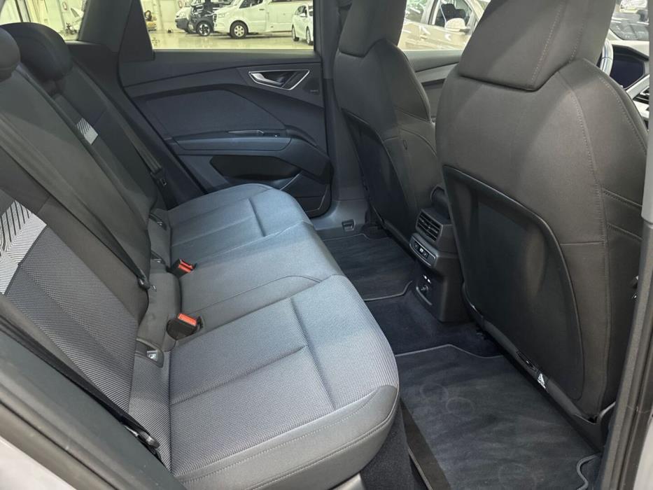 AUDI Q4 e-tron 2023