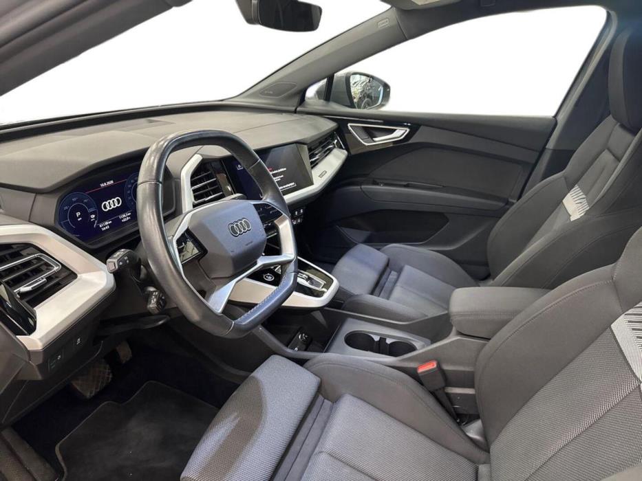 AUDI Q4 e-tron 2023