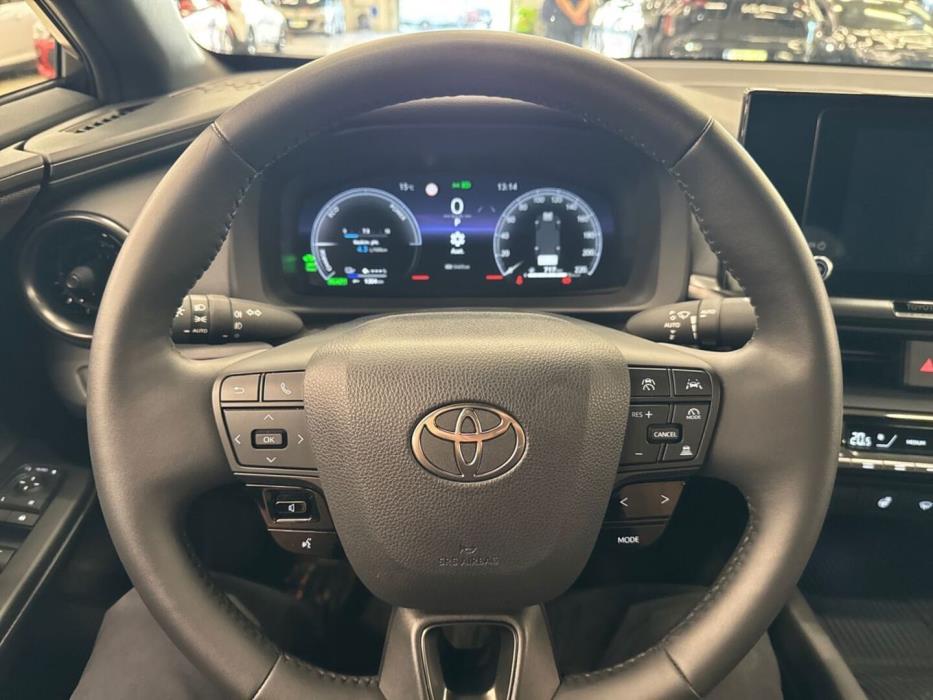 TOYOTA C-HR 2025