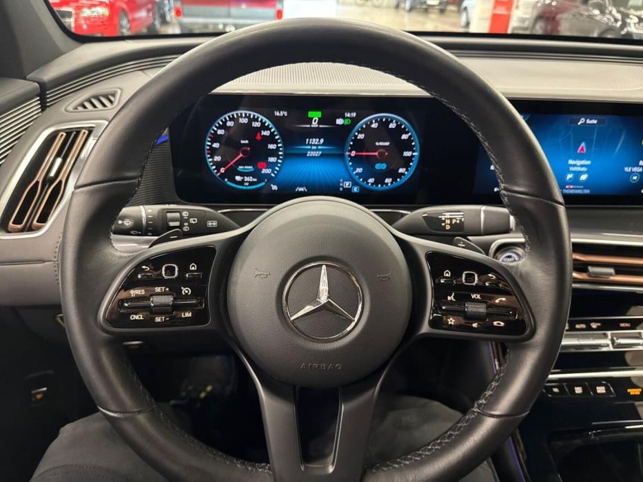 MERCEDES-BENZ EQC 2021