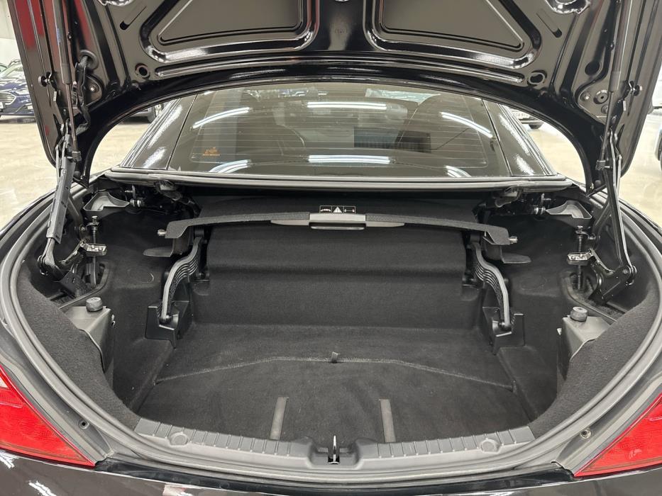 MERCEDES-BENZ SLK 2011