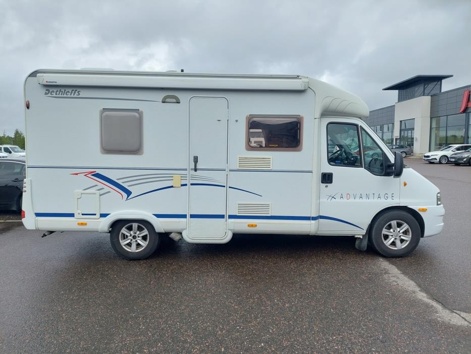 DETHLEFFS ADVANTAGE T 5841 2006