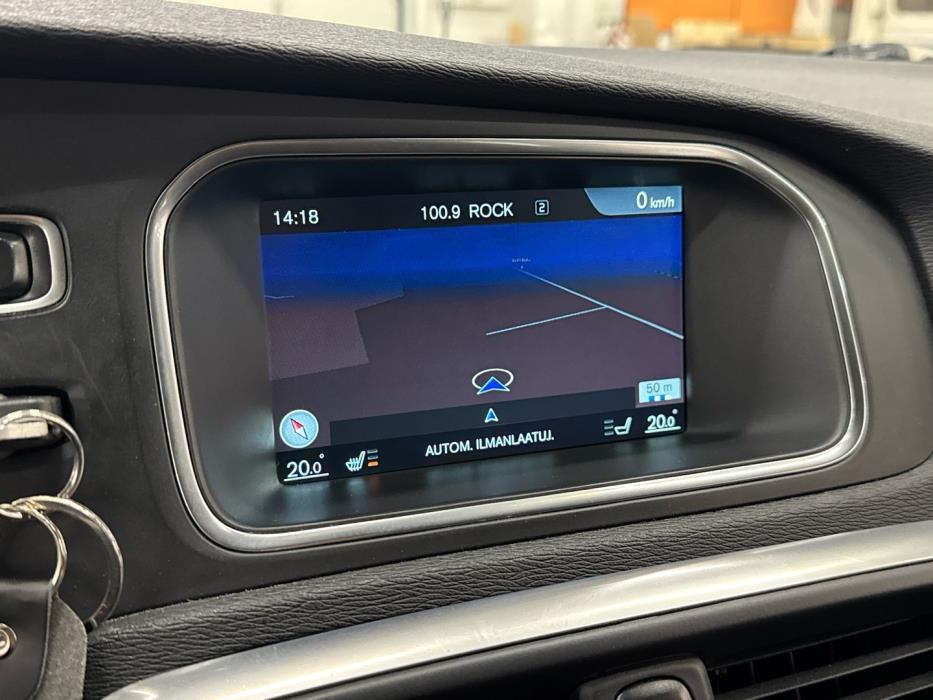 VOLVO V40 Cross Country 2015