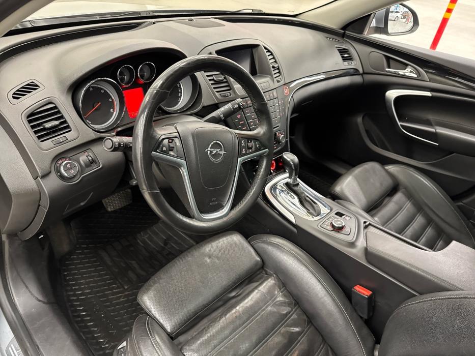 OPEL Insignia 2013