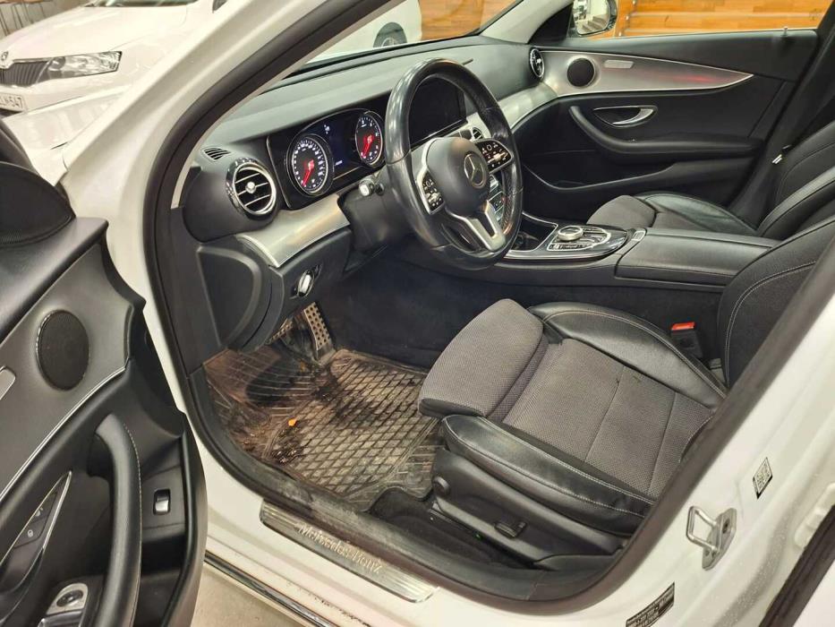 MERCEDES-BENZ E 2018