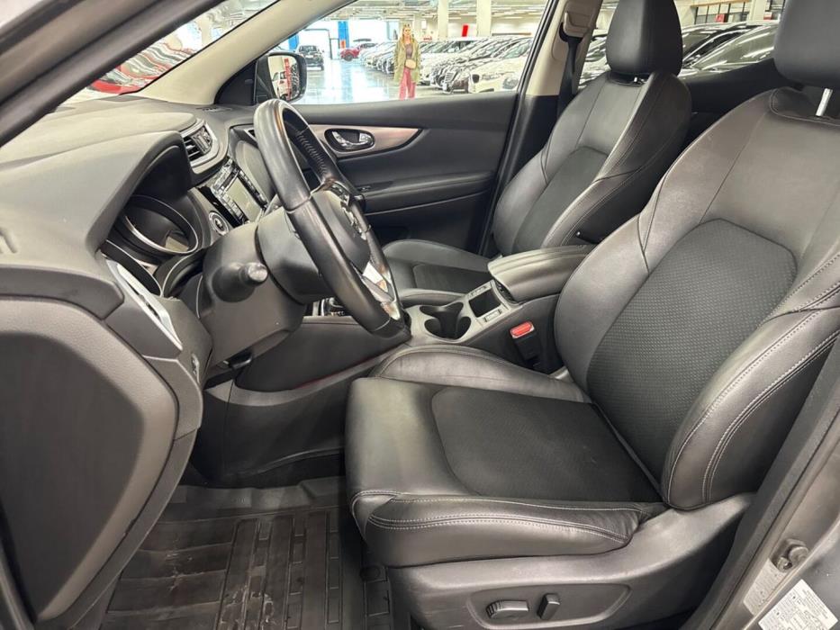 NISSAN Qashqai 2018