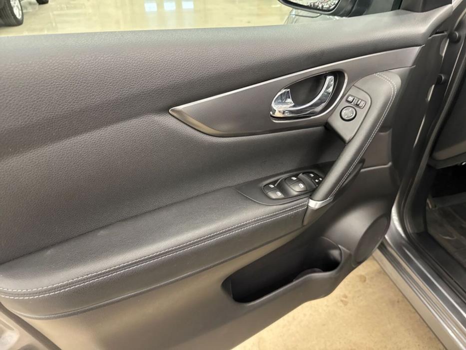 NISSAN Qashqai 2018